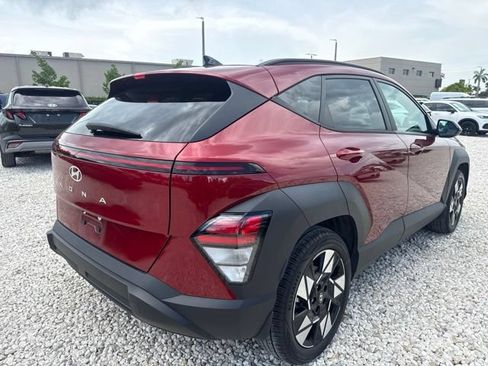 Used 2024 Hyundai Kona SEL w/ Convenience Package FWD image 6