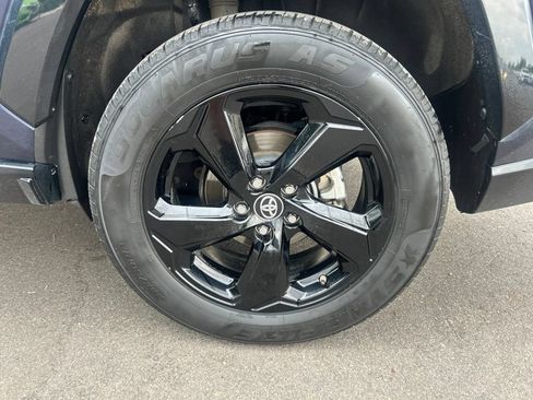 Used 2019 Toyota RAV4 XSE AWD/4WD image 32