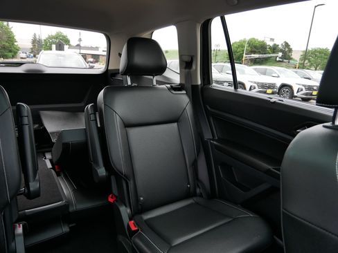 Used 2021 Volkswagen Atlas SEL AWD/4WD image 14