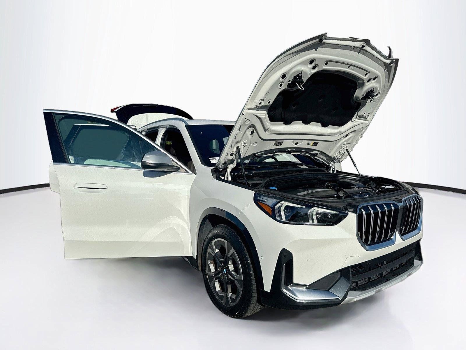 Used 2023 BMW X1 xDrive28i AWD/4WD image 37