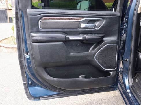 Used 2020 RAM 1500 Laramie image 39