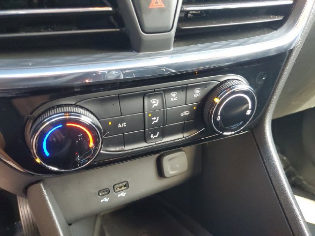 Used 2024 Buick Encore GX Sport Touring w/ Advanced Technology Package FWD image 22