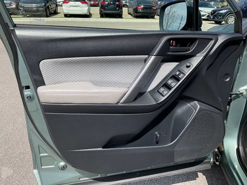 Used 2018 Subaru Forester 2.5i Premium image 28