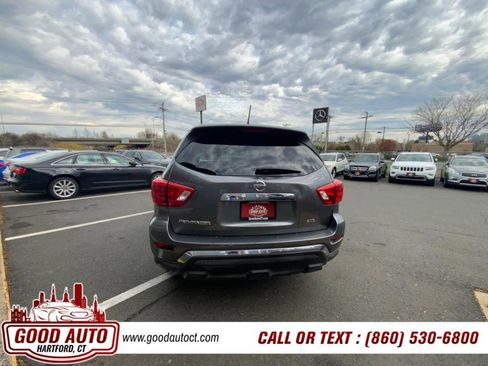 Used 2017 Nissan Pathfinder S image 7