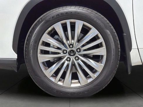 New 2026 Toyota Highlander Platinum AWD/4WD image 33