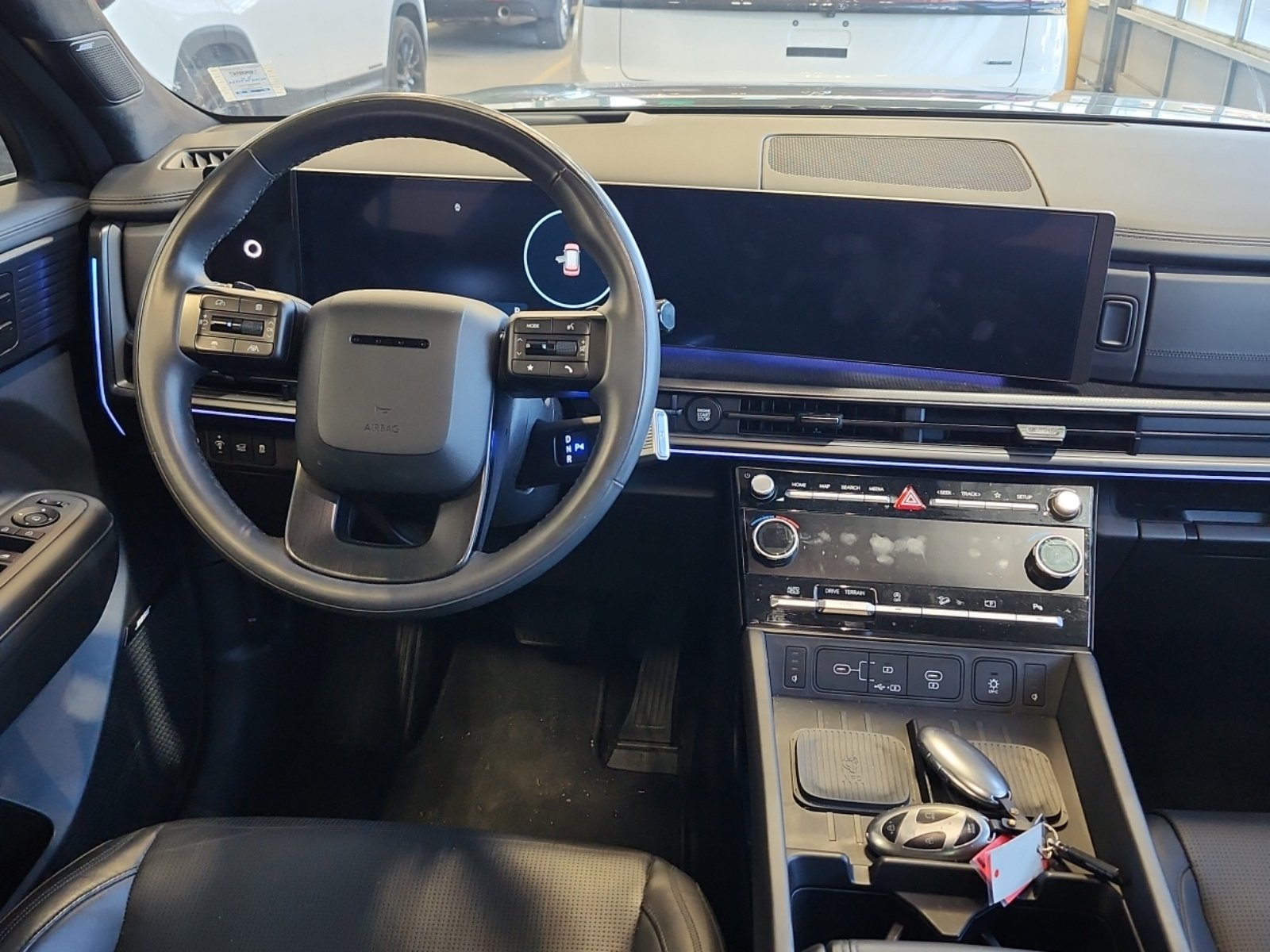 Used 2024 Hyundai Santa Fe Calligraphy AWD/4WD image 9
