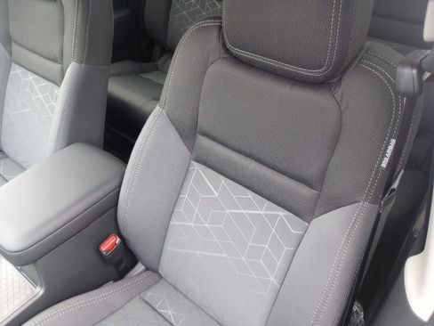 New 2026 Nissan Frontier SV w/ Tow Package image 9