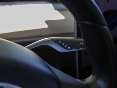 Used 2018 Tesla Model 3 Mid Range RWD image 25