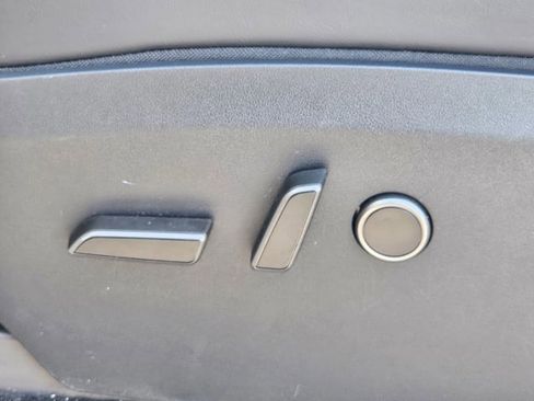 Used 2024 Tesla Model Y Performance image 12