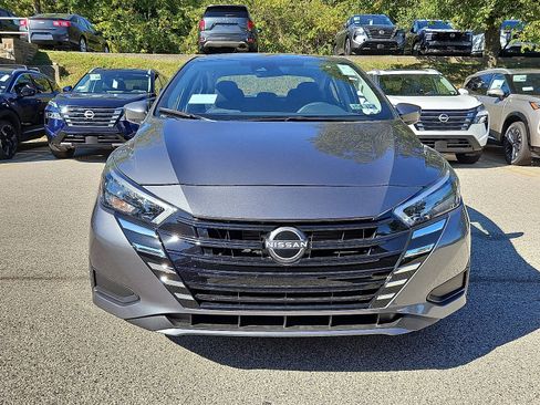 New 2025 Nissan Versa SV w/ Trunk Package image 2