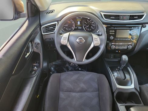 Used 2015 Nissan Rogue SV AWD/4WD image 9