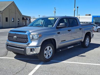 Used 2020 Toyota Tundra SR5 w/ SR5 Convenience Package