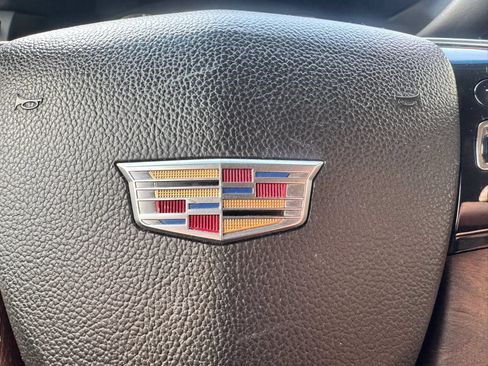 Used 2017 Cadillac Escalade ESV Premium Luxury AWD/4WD image 38