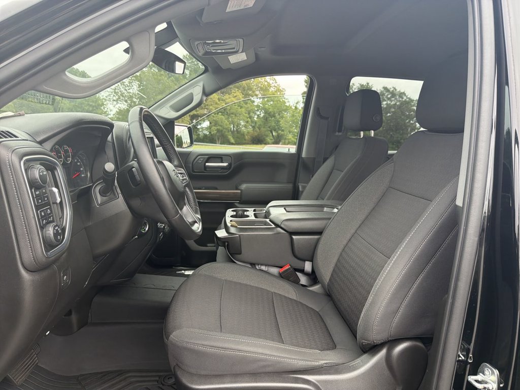 Certified 2021 Chevrolet Silverado 1500 RST AWD/4WD image 18