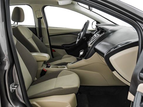 Used 2012 Ford Focus SE image 29