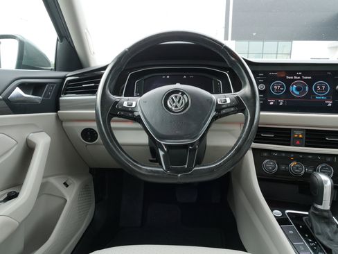 Used 2019 Volkswagen Jetta SEL image 20