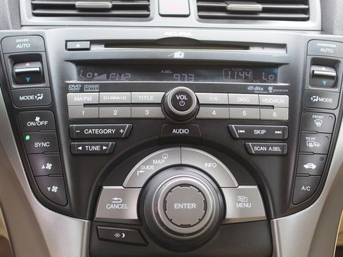 Used 2009 Acura TL w/ Technology Package image 16