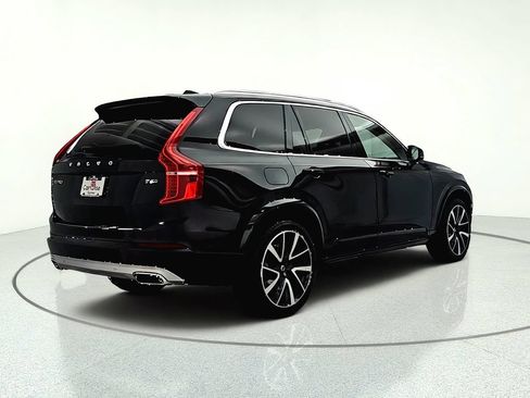 Used 2020 Volvo XC90 T6 Momentum w/ Protection Package Premier AWD/4WD image 7