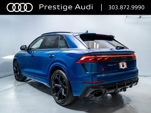 New 2026 Audi RS Q8 performance image 3