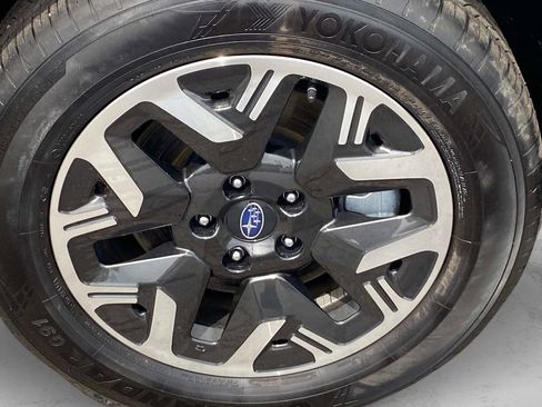 Certified 2025 Subaru Forester Premium AWD/4WD image 26