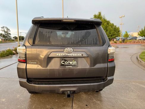 Used 2023 Toyota 4Runner SR5 AWD/4WD image 8
