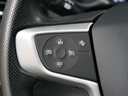 Used 2024 GMC Terrain SLE w/ Driver Convenience Package FWD image 16