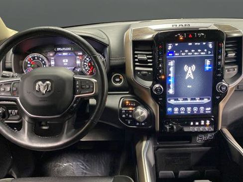 Used 2020 RAM 1500 Laramie AWD/4WD image 11
