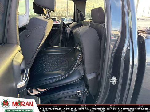 Used 2019 Chevrolet Silverado 1500 LT w/ All Star Edition image 21