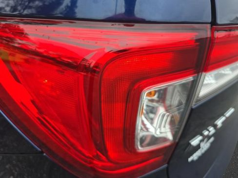Used 2019 Honda Pilot Touring image 36