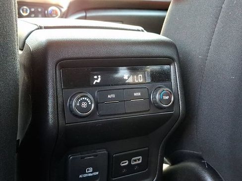 Used 2023 GMC Acadia SLE w/ Driver Convenience Package AWD/4WD image 12