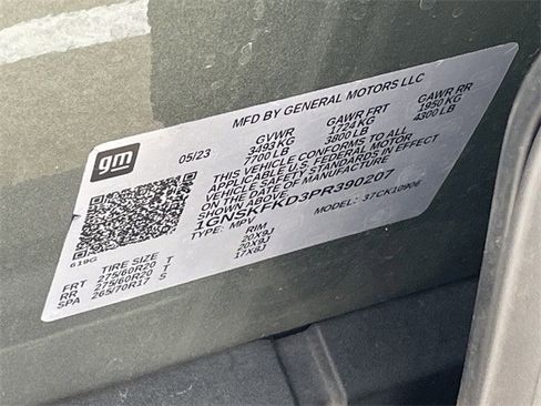 Used 2023 Chevrolet Suburban Premier image 33