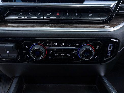 Used 2022 Chevrolet Silverado 1500 RST image 26