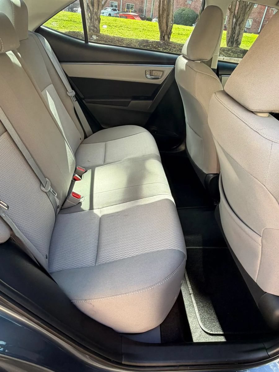 Used 2014 Toyota Corolla LE FWD image 10