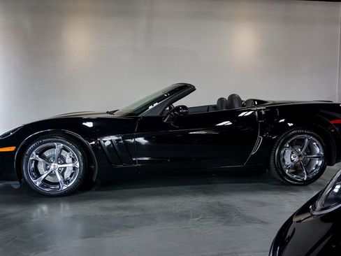 Used 2011 Chevrolet Corvette Grand Sport w/ Preferred Equipment Group image 62