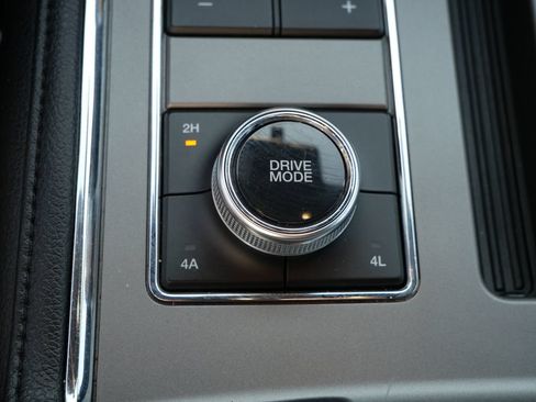 Used 2021 Ford Expedition XLT AWD/4WD image 20