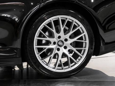 Used 2022 Porsche Panamera 4 AWD/4WD image 64