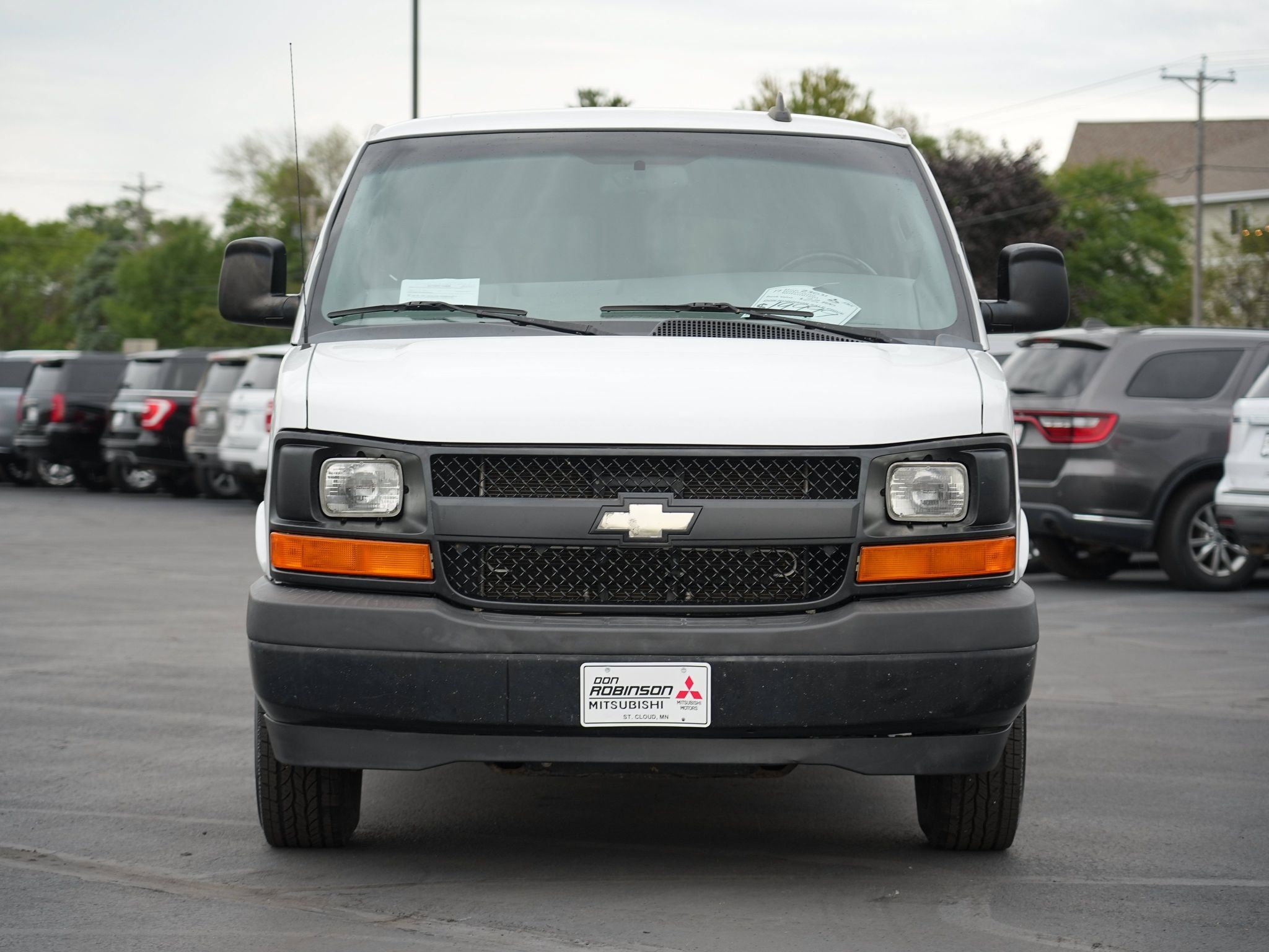 Used 2017 Chevrolet Express 2500 LS RWD image 9