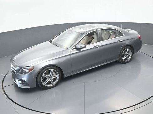 Used 2019 Mercedes-Benz E 300 image 50