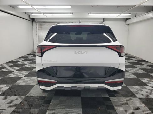 Used 2024 Kia Sportage SX image 5