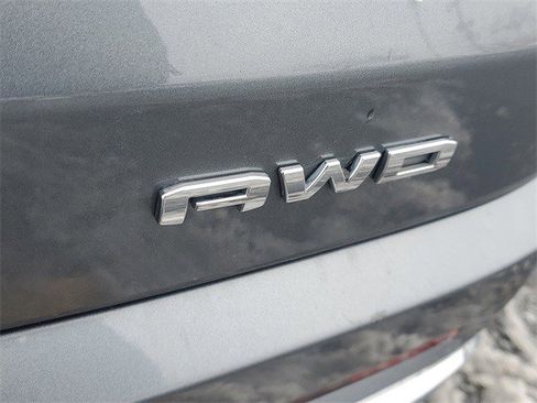 Certified 2020 GMC Acadia Denali image 6