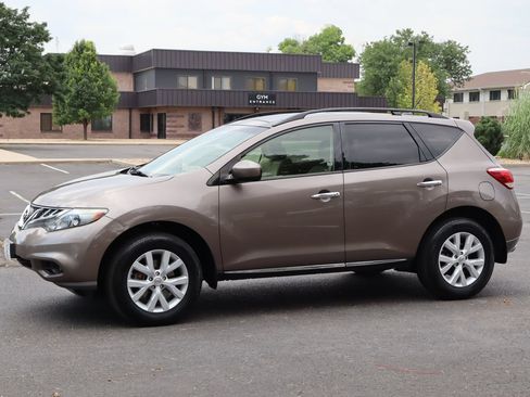 Used 2012 Nissan Murano SV AWD/4WD image 10