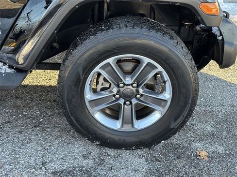 Certified 2021 Jeep Wrangler Unlimited Sahara image 10