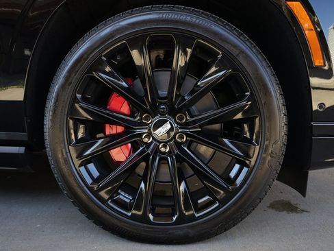 Used 2026 Cadillac Escalade V AWD/4WD image 45