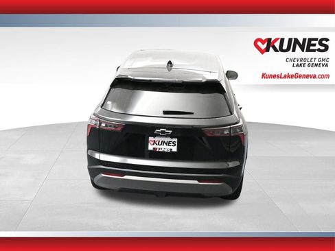 New 2026 Chevrolet Equinox LT w/ Safety and Technology Package image 41