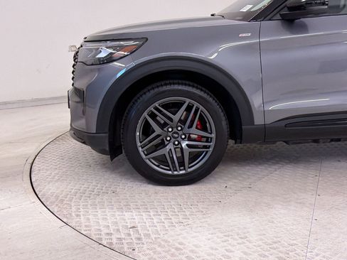 Certified 2025 Ford Explorer ST-Line w/ ST-Line Street Pack AWD/4WD image 13