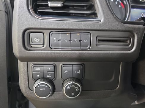 Used 2021 Chevrolet Tahoe RST image 27