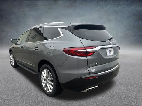 Used 2020 Buick Enclave Essence w/ Sound and Sites Package image 4