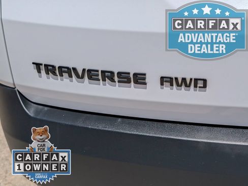 Certified 2023 Chevrolet Traverse RS w/ LPO, Floor Liner Package AWD/4WD image 34
