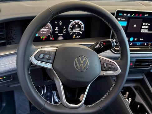 New 2026 Volkswagen Tiguan S AWD/4WD image 24