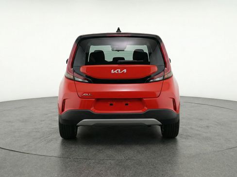 Used 2025 Kia Soul LX w/ LX Technology Package image 7